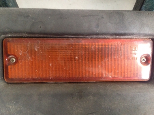 กันชนหน้า nissan big-m 2000บาท