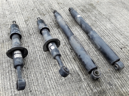 ขายโช๊คFordrenger ปี2015 จำนวน 4 ต้น