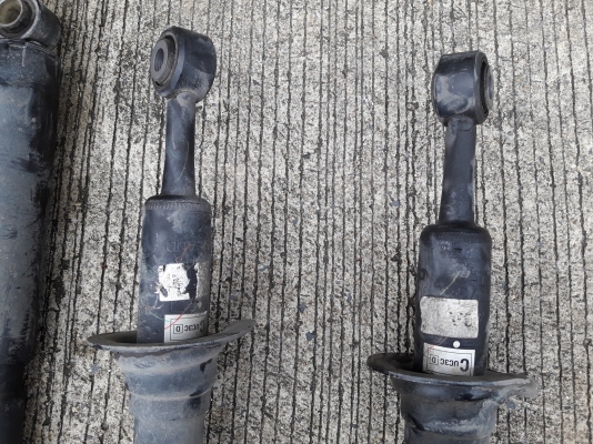 ขายโช๊คFordrenger ปี2015 จำนวน 4 ต้น