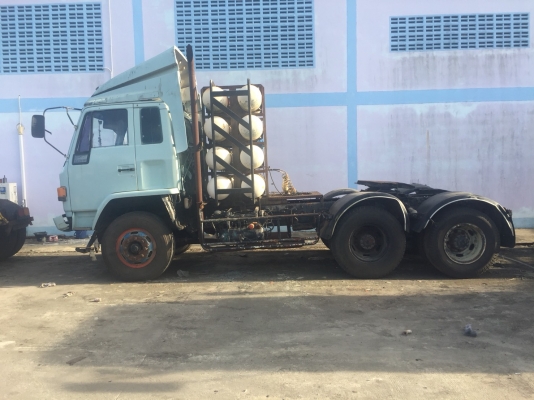 ขายรถ10ล้อหัวลากNGV ISUZU FXZ23KFRเครื่อง240แรงม้าปี39 สนใจโทร 081-970-1072