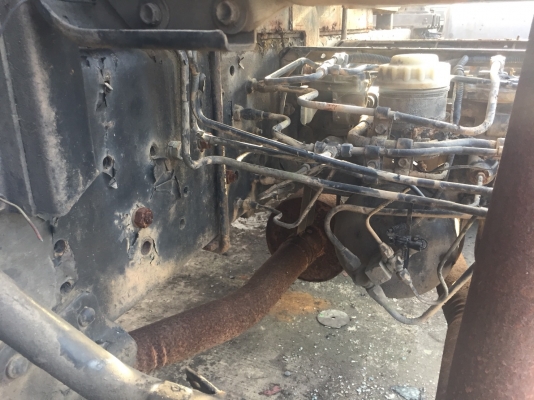 ขายรถ10ล้อหัวลากNGV ISUZU FXZ23KFRเครื่อง240แรงม้าปี39 สนใจโทร 081-970-1072