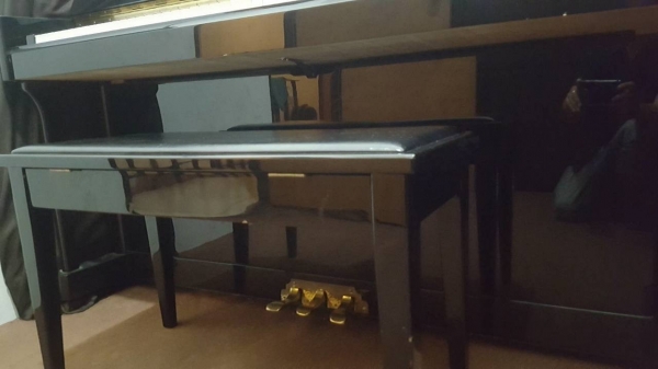 ขายเปียโน ritmuller สภาพ95 เปอร์เซนต์ ซื้อมา130000ขาย65000