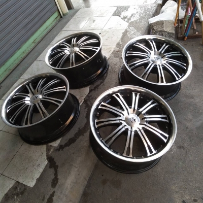 ขอบ20นิ้ว6รู ชุดนี้ลดราคาเหลือ 7900 บาท