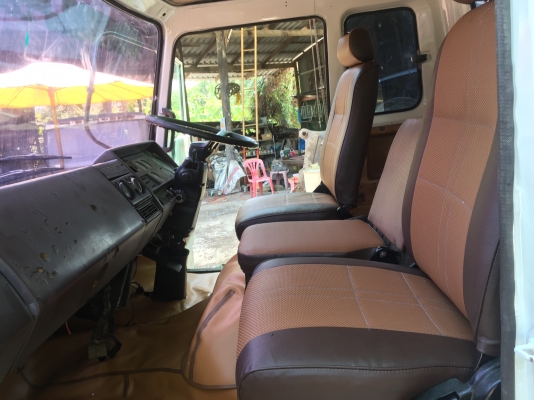 ขาย หัวสิบล้อ HINO F18. สีใหม่สวยๆ มีขาดีดหน้า-ขาคำ้หลัง ครบ พร้อมใช้