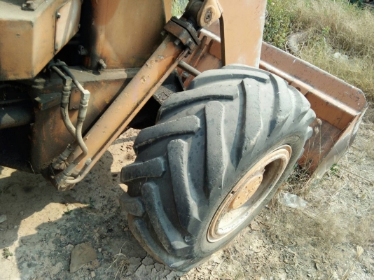 ขายด่วนรถตักเอวอ่อน TCM.STD15 ตัก 1 คิว รถสวย ใช้งานทุกวัน