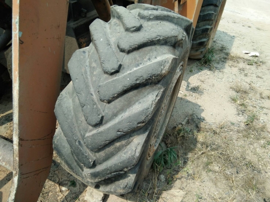 ขายด่วนรถตักเอวอ่อน TCM.STD15 ตัก 1 คิว รถสวย ใช้งานทุกวัน