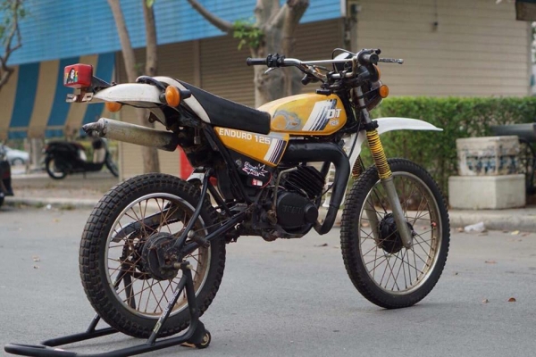 ร้าน  วุฒิ นนบุรี   ขาย Yamaha DT125cc. เครื่องยนต์ดีพร้อมใช้