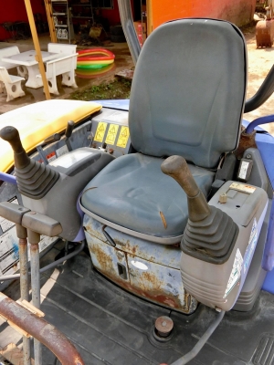 KOMATSU 35MR-1 ขนาดPC-35 มีลายแย๊ก <มีVDOให้ชม> รถเก่านอกแท้☎️ติดต่อ 085-5632278 (ราคาต่อรองได้) KOMATSU 35MR-1 ขนาดPC-35 มีลายแย๊ก <มีVDOให้ชม> รถเก่านอกแท้☎️ติดต่อ 085-5632278 (ราคาต่อรองได้)