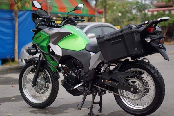 ร้าน วุฒิ นนบุรี ขาย Kawasaki Versys-x 300 ตัวท็อป ปี 2017