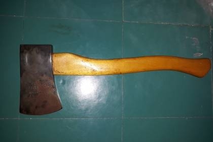 ขายขวานขนาด2ปอน BOKER MADE IN GERMANY. ขายขวานขนาด2ปอน BOKER MADE IN GERMANY.