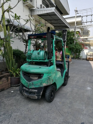 +++ ขายโฟล์คลิฟท์ MITSUBISHI FG25 ขนาด 2.5 ตัน เครื่องยนต์เบนซิน แก๊ส เสา 4 เมตร เกียร์ออโตเมติค งา 1,070 มม. ยางตันครับ +++ ขายโฟล์คลิฟท์ MITSUBISHI FG25 ขนาด 2.5 ตัน เครื่องยนต์เบนซิน แก๊ส เสา 4 เมตร เกียร์ออโตเมติค งา 1,070 มม. ยางตันครับ