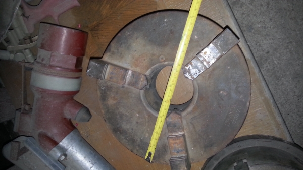 ขายหัวจับแท่นกลึง 9 นิ้ว สภาพแน่น 3,800 พร้อมส่ง