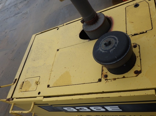 CAT 963EZ เก๋งใหญ่ สวยเดิม จากญี่ปุ่น รถสวยมาก ๆ นะครับ