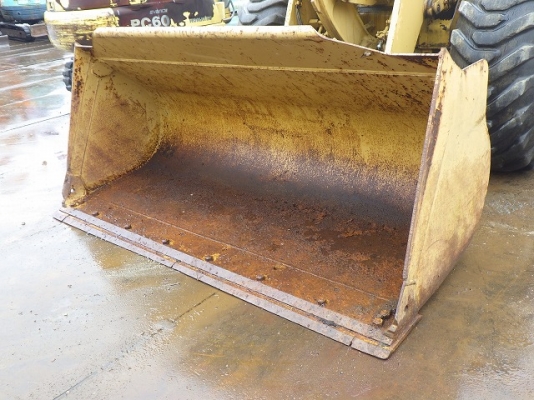 CAT 963EZ เก๋งใหญ่ สวยเดิม จากญี่ปุ่น รถสวยมาก ๆ นะครับ