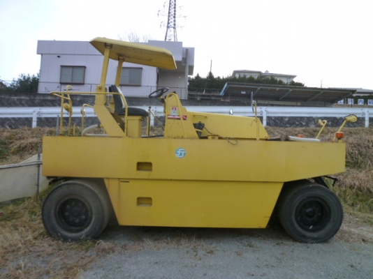 SAKAI T2 SN: 32276 เครื่อง Isuzu 6BG1 นำเข้าจากญี่ปุ่น รถสวย ไม่แพงครับ