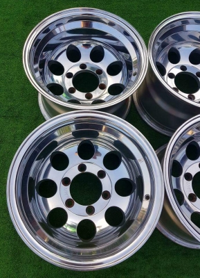 ขายล้อ MICKEY THOMPSON แท้ ขอบ 15 กว้าง 10" ออฟลบ 46 สวยๆ