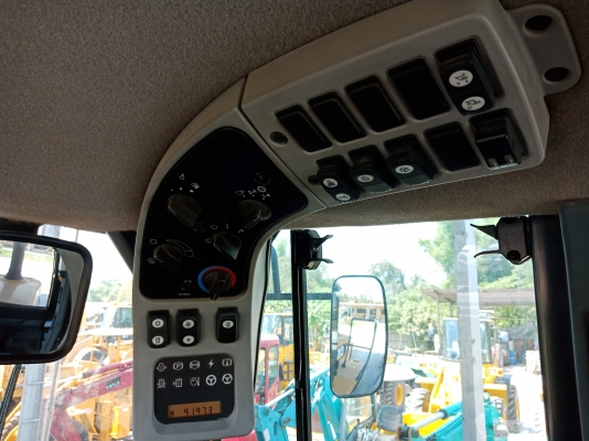 ถึงไทยแล้วครับ 2/3/2561 CAT 950H รุ่นใหม่ สภาพสวย ปี2012 นำเข้าจากญี่ปุ่น โทร.090-986-2521 อ๊อบ