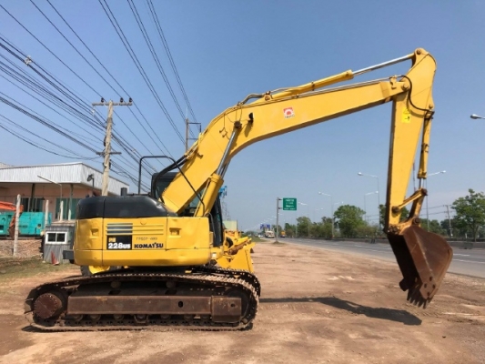 ขายรถแบคโฮ KOMATSU PC228US-3N0 (เทียบเท่ารุ่น 7) รถนอกนำเข้าเองจากญี่ปุ่น สภาพสวยพร้อมใช้ มีVDOการทำงานครับ ขายรถแบคโฮ KOMATSU PC228US-3N0 (เทียบเท่ารุ่น 7) รถนอกนำเข้าเองจากญี่ปุ่น สภาพสวยพร้อมใช้ มีVDOการทำงานครับ
