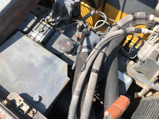 ขายรถแบคโฮ KOMATSU PC228US-3N0 (เทียบเท่ารุ่น 7) รถนอกนำเข้าเองจากญี่ปุ่น สภาพสวยพร้อมใช้ มีVDOการทำงานครับ ขายรถแบคโฮ KOMATSU PC228US-3N0 (เทียบเท่ารุ่น 7) รถนอกนำเข้าเองจากญี่ปุ่น สภาพสวยพร้อมใช้ มีVDOการทำงานครับ