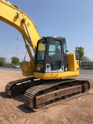 ขายรถแบคโฮ KOMATSU PC228US-3N0 (เทียบเท่ารุ่น 7) รถนอกนำเข้าเองจากญี่ปุ่น สภาพสวยพร้อมใช้ มีVDOการทำงานครับ ขายรถแบคโฮ KOMATSU PC228US-3N0 (เทียบเท่ารุ่น 7) รถนอกนำเข้าเองจากญี่ปุ่น สภาพสวยพร้อมใช้ มีVDOการทำงานครับ