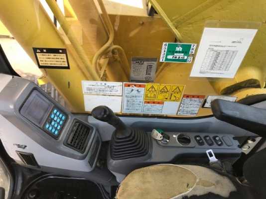 ขายรถแบคโฮ KOMATSU PC228US-3N0 (เทียบเท่ารุ่น 7) รถนอกนำเข้าเองจากญี่ปุ่น สภาพสวยพร้อมใช้ มีVDOการทำงานครับ ขายรถแบคโฮ KOMATSU PC228US-3N0 (เทียบเท่ารุ่น 7) รถนอกนำเข้าเองจากญี่ปุ่น สภาพสวยพร้อมใช้ มีVDOการทำงานครับ