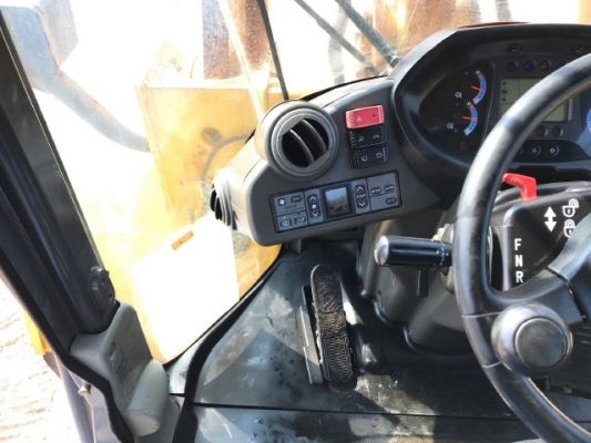 ขายรถตักล้อยาง HITACHI ZW310-A รถนอกนำเข้าจากญี่ปุ่น สภาพสวยพร้อมใช้ มีVDOการทำงานครับ