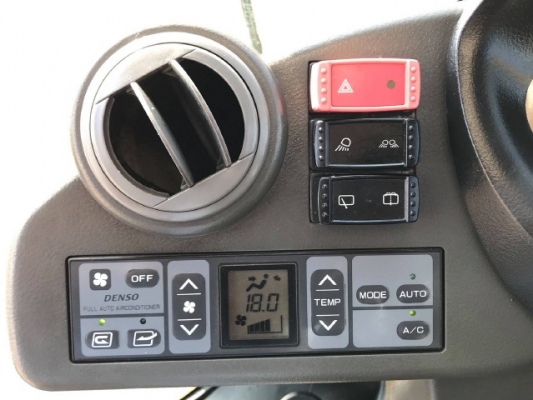 ขายรถตักล้อยาง HITACHI ZW310-A รถนอกนำเข้าจากญี่ปุ่น สภาพสวยพร้อมใช้ มีVDOการทำงานครับ