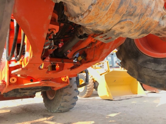 ขายรถตักล้อยาง HITACHI ZW180 (เทียบเท่า WA320-6) ปี 2010 รถนอกนำเข้าจากญี่ปุ่น สภาพสวยพร้อมใช้ มีVDOการทำงานครับ