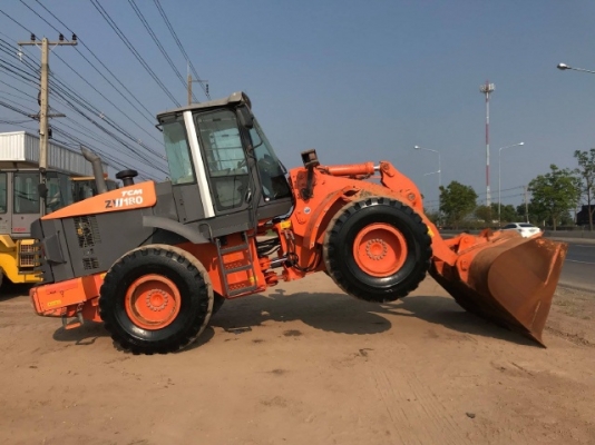 ขายรถตักล้อยาง HITACHI ZW180 (เทียบเท่า WA320-6) ปี 2010 รถนอกนำเข้าจากญี่ปุ่น สภาพสวยพร้อมใช้ มีVDOการทำงานครับ