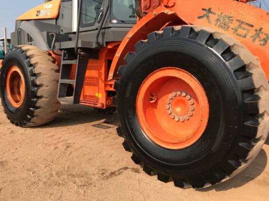 ขายรถตักล้อยาง HITACHI ZW180 (เทียบเท่า WA320-6) ปี 2010 รถนอกนำเข้าจากญี่ปุ่น สภาพสวยพร้อมใช้ มีVDOการทำงานครับ