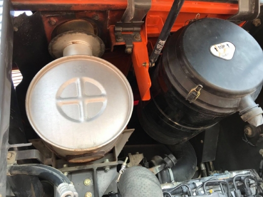 ขายรถตักล้อยาง HITACHI ZW180 (เทียบเท่า WA320-6) ปี 2010 รถนอกนำเข้าจากญี่ปุ่น สภาพสวยพร้อมใช้ มีVDOการทำงานครับ