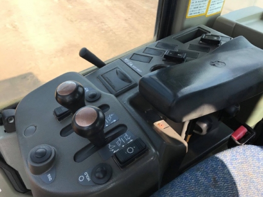 ขายรถตักล้อยาง HITACHI ZW180 (เทียบเท่า WA320-6) ปี 2010 รถนอกนำเข้าจากญี่ปุ่น สภาพสวยพร้อมใช้ มีVDOการทำงานครับ