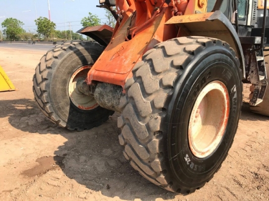 ขายรถตักล้อยาง HITACHI ZW180 (เทียบเท่า WA320-6) ปี 2010 รถนอกนำเข้าจากญี่ปุ่น สภาพสวยพร้อมใช้ มีVDOการทำงานครับ