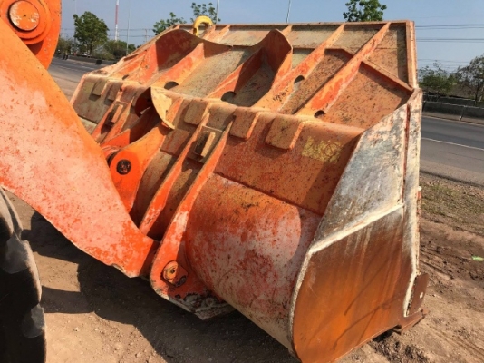 ขายรถตักล้อยาง HITACHI ZW180 (เทียบเท่า WA320-6) ปี 2010 รถนอกนำเข้าจากญี่ปุ่น สภาพสวยพร้อมใช้ มีVDOการทำงานครับ