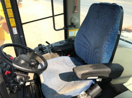 ขายรถตักล้อยาง HITACHI ZW180 (เทียบเท่า WA320-6) ปี 2010 รถนอกนำเข้าจากญี่ปุ่น สภาพสวยพร้อมใช้ มีVDOการทำงานครับ