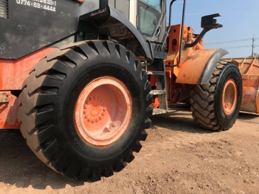 ขายรถตักล้อยาง HITACHI ZW180 (เทียบเท่า WA320-6) ปี 2010 รถนอกนำเข้าจากญี่ปุ่น สภาพสวยพร้อมใช้ มีVDOการทำงานครับ