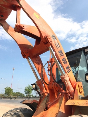 ขายรถตักล้อยาง HITACHI ZW180 (เทียบเท่า WA320-6) ปี 2010 รถนอกนำเข้าจากญี่ปุ่น สภาพสวยพร้อมใช้ มีVDOการทำงานครับ