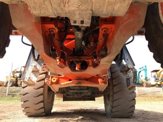 ขายรถตักล้อยาง HITACHI ZW180 (เทียบเท่า WA320-6) ปี 2010 รถนอกนำเข้าจากญี่ปุ่น สภาพสวยพร้อมใช้ มีVDOการทำงานครับ