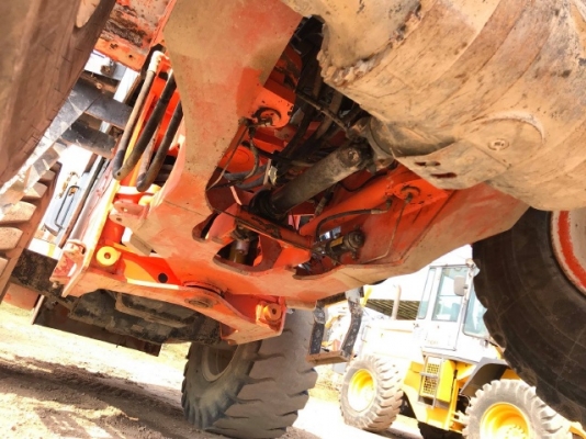 ขายรถตักล้อยาง HITACHI ZW180 (เทียบเท่า WA320-6) ปี 2010 รถนอกนำเข้าจากญี่ปุ่น สภาพสวยพร้อมใช้ มีVDOการทำงานครับ