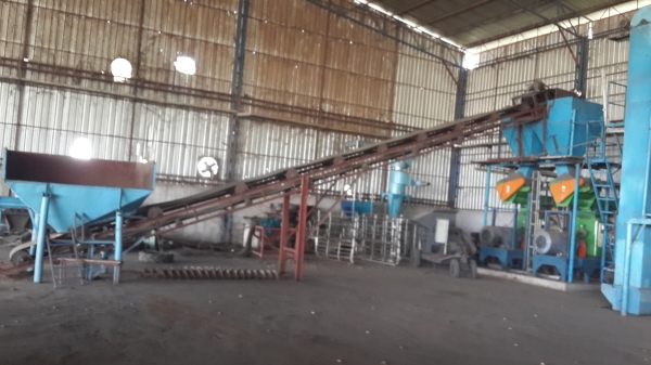 เครื่องผลิตเชื้อเพลิงชีวมวล wood pellet (อัดแท่ง2 เครื่องพร้อมระบบ) ใช้วัถุดิบ ขี้เลื่อย ขี้กบ กากมัน ทลายปาล์มฯ เครื่องผลิตเชื้อเพลิงชีวมวล wood pellet (อัดแท่ง2 เครื่องพร้อมระบบ) ใช้วัถุดิบ ขี้เลื่อย ขี้กบ กากมัน ทลายปาล์มฯ