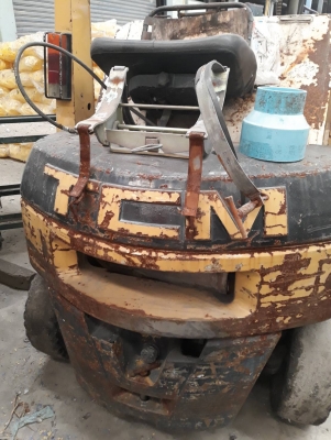 ขาย ทีซีเอ็ม 2 ตัน เสา 3 เมตร ติดตั้งแก๊ส