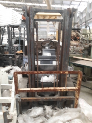 ขาย ทีซีเอ็ม 2 ตัน เสา 3 เมตร ติดตั้งแก๊ส