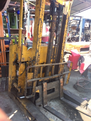 ขาย รถยกไฟฟ้า ราคา 45000 สนใจ 0954459416 รชต