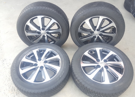 ขายล้อTOYOTA  Vios หน้าเงาดำ พร้อมยาง  4 ล้อ