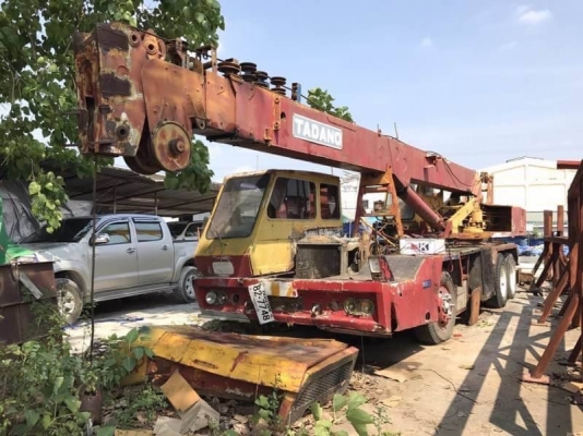 ขาย 785,000 รถเครน 10 ล้อเครน 20 ตัน 4 ปอก 3 ชัก เครื่องนิสสัน PE6-230 แรง 2 เพลา สโลว์กลาง สภาพพร้อมใช้ ทำงานได้ เอกสารเล่มทะเบียน ภาษีไม่ขาด  รถอยู่ ปทุมธานี โทร 0610710295