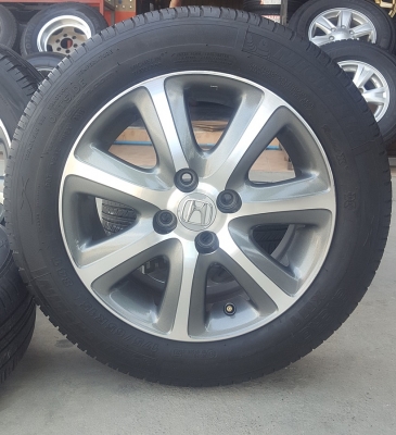 ขายล้อ HONDA ขอบ15 พร้อมยางปี15  4 ล้อ