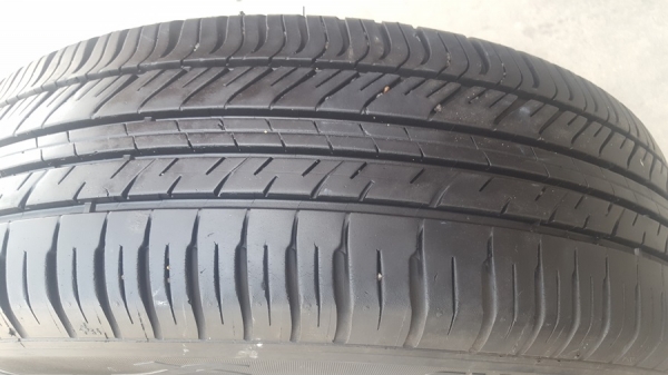 ขายล้อ HONDA ขอบ15 พร้อมยางปี15  4 ล้อ