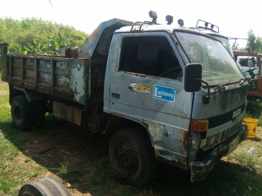 ขายด่วน ISUZU NPR59L รถหกล้อดั้มประกอบเครื่อง110 แรงเกียร์ร็อก คัชชีสวย มีชโลร์ท้ายF ยางพร้อมใช้งาน ขายด่วน ISUZU NPR59L รถหกล้อดั้มประกอบเครื่อง110 แรงเกียร์ร็อก คัชชีสวย มีชโลร์ท้ายF ยางพร้อมใช้งาน