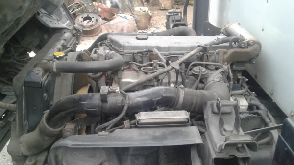 ขาย6ล้อISUZU NQR เครื่อง175แรง คอมมอลเรล ปี50 ตู้แห้งเปิดท้าย ยาว5.50ม. หัวเดิมบางไม่เคยทำสี เครื่อง