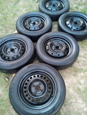 กะทะล้อพร้อมยาง ขนาด 4 รู 100 mm. ขอบ 14. ขอบ 15. โทร.081-427-3941 LINE ID: 0814273941 กะทะล้อพร้อมยาง ขนาด 4 รู 100 mm. ขอบ 14. ขอบ 15. โทร.081-427-3941 LINE ID: 0814273941